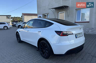 Внедорожник / Кроссовер Tesla Model Y 2020 в 