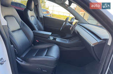 Внедорожник / Кроссовер Tesla Model Y 2020 в 