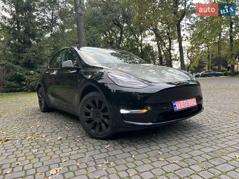 Внедорожник / Кроссовер Tesla Model Y 2020 в Львове