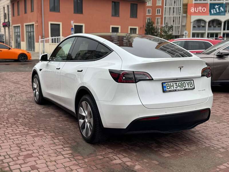 Позашляховик / Кросовер Tesla Model Y 2021 в Одесі