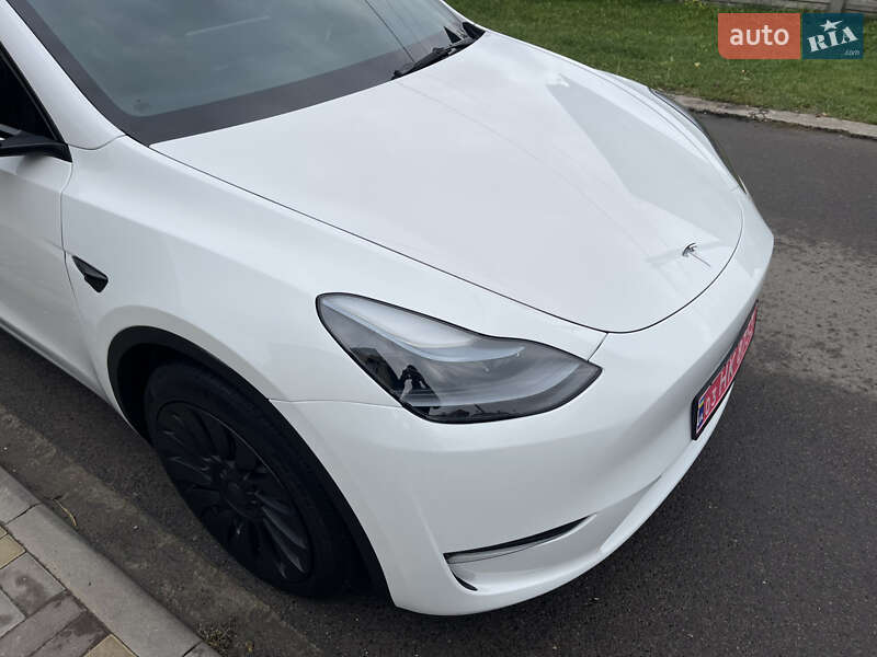 Внедорожник / Кроссовер Tesla Model Y 2023 в Луцке