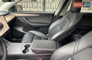 Внедорожник / Кроссовер Tesla Model Y 2023 в 