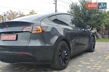 Позашляховик / Кросовер Tesla Model Y 2022 в 