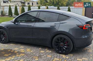 Позашляховик / Кросовер Tesla Model Y 2022 в 