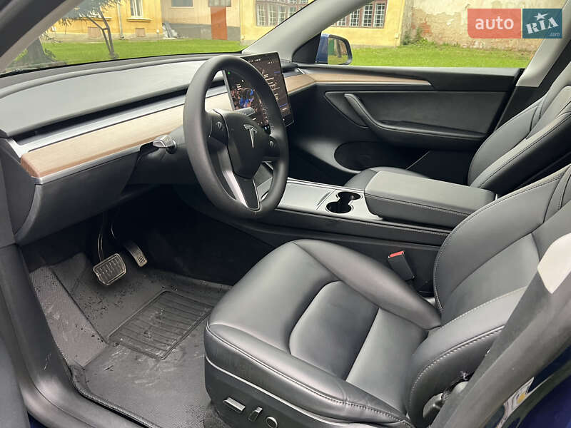 Позашляховик / Кросовер Tesla Model Y 2023 в Львові