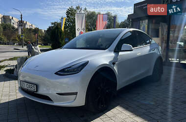 Внедорожник / Кроссовер Tesla Model Y 2021 в 
