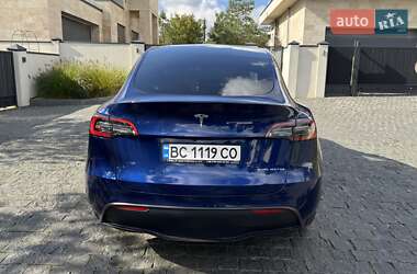 Позашляховик / Кросовер Tesla Model Y 2021 в 
