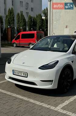 Внедорожник / Кроссовер Tesla Model Y 2022 в 