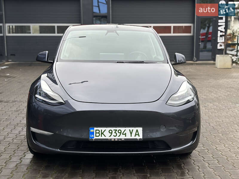 Позашляховик / Кросовер Tesla Model Y 2020 в Рівному