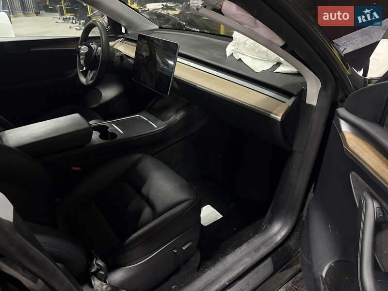 Позашляховик / Кросовер Tesla Model Y 2023 в Самборі
