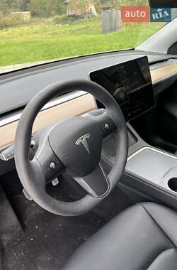 Внедорожник / Кроссовер Tesla Model Y 2023 в 