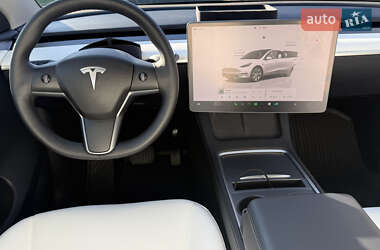 Внедорожник / Кроссовер Tesla Model Y 2022 в 