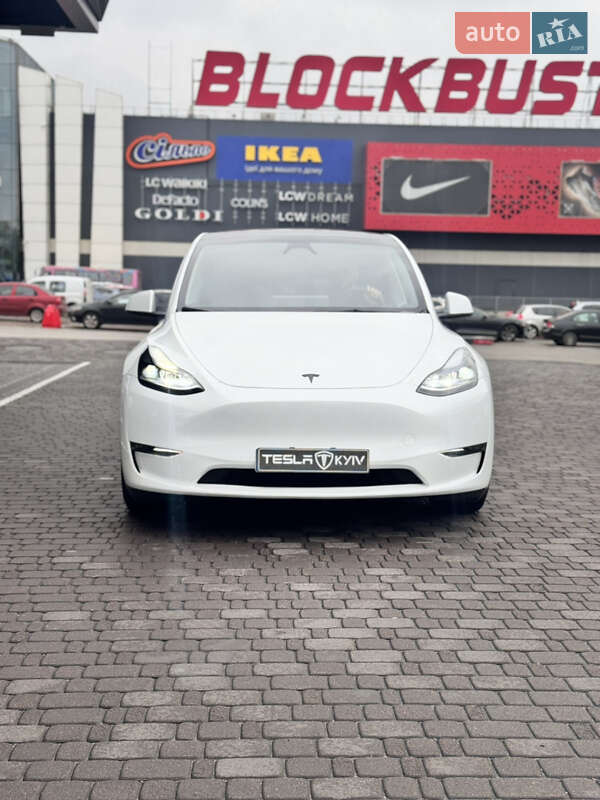 Позашляховик / Кросовер Tesla Model Y 2024 в Києві