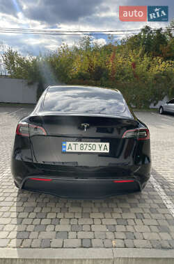 Позашляховик / Кросовер Tesla Model Y 2022 в 