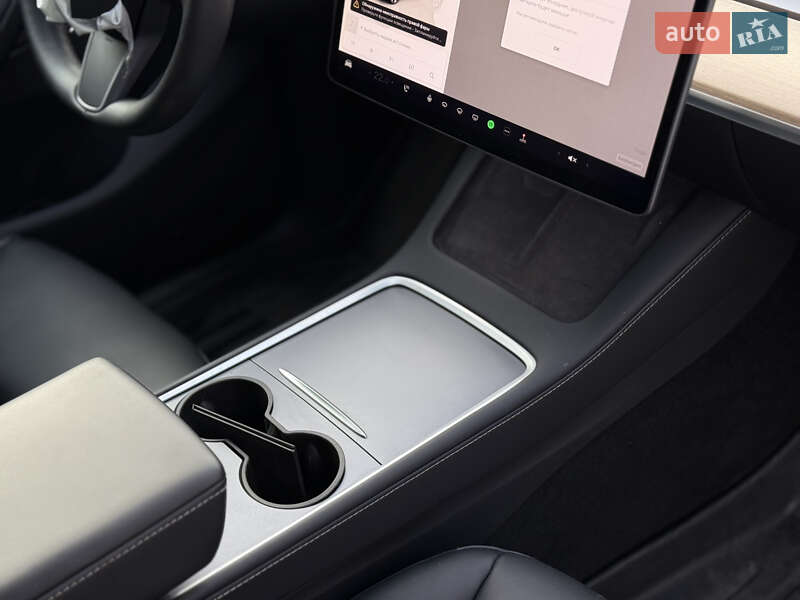 Внедорожник / Кроссовер Tesla Model Y 2022 в Луцке