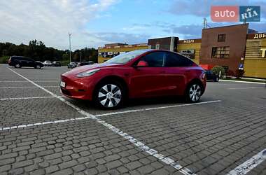 Tesla Model Y 2020