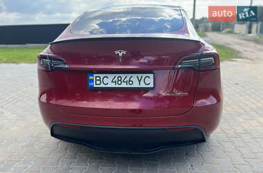 Позашляховик / Кросовер Tesla Model Y 2022 в 