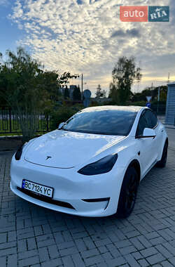 Внедорожник / Кроссовер Tesla Model Y 2023 в 