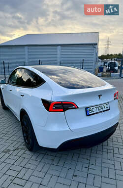 Внедорожник / Кроссовер Tesla Model Y 2023 в 