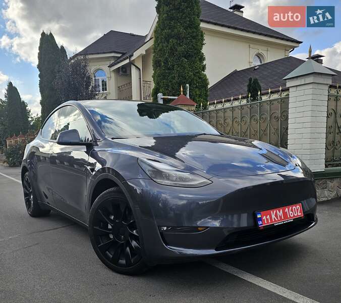 Внедорожник / Кроссовер Tesla Model Y 2023 в Сумах