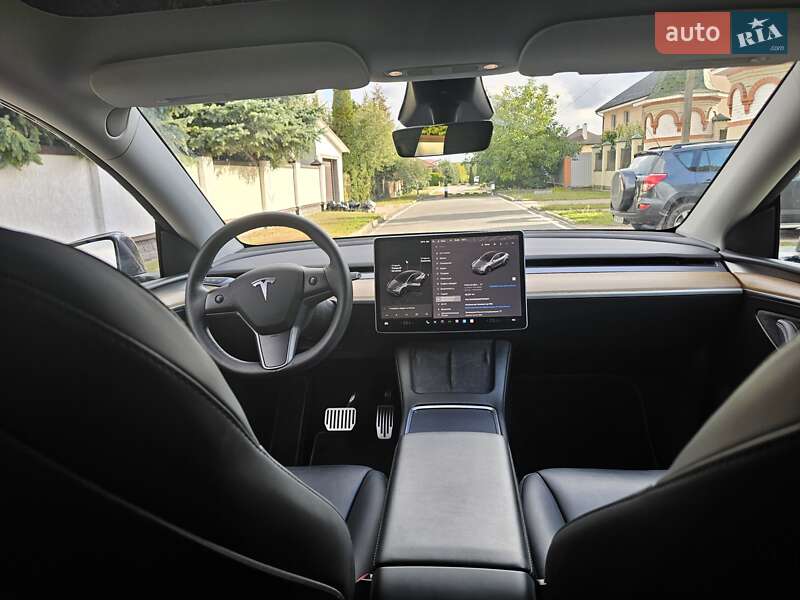Внедорожник / Кроссовер Tesla Model Y 2023 в Сумах