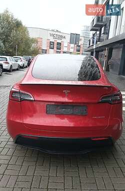 Внедорожник / Кроссовер Tesla Model Y 2023 в 