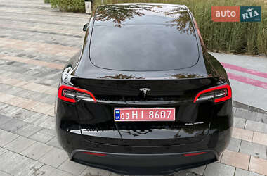 Позашляховик / Кросовер Tesla Model Y 2023 в 