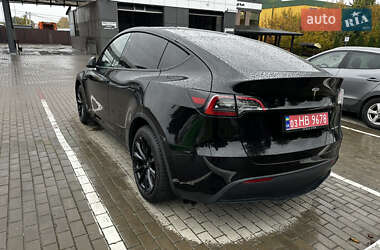 Внедорожник / Кроссовер Tesla Model Y 2024 в 