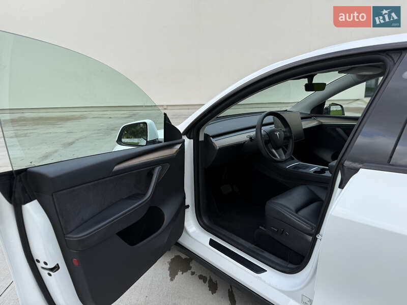 Позашляховик / Кросовер Tesla Model Y 2022 в Луцьку