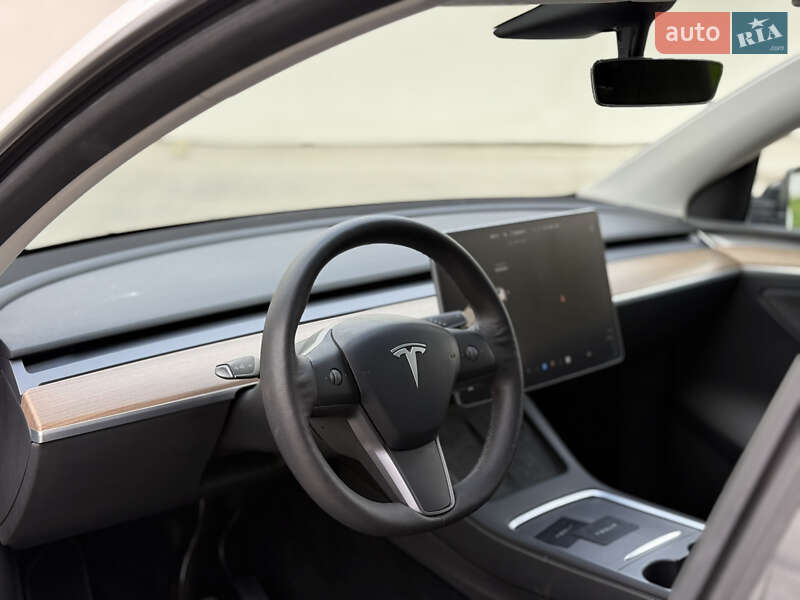 Позашляховик / Кросовер Tesla Model Y 2022 в Луцьку