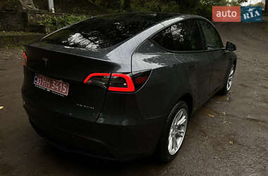 Внедорожник / Кроссовер Tesla Model Y 2023 в 