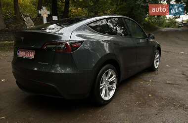 Внедорожник / Кроссовер Tesla Model Y 2023 в 