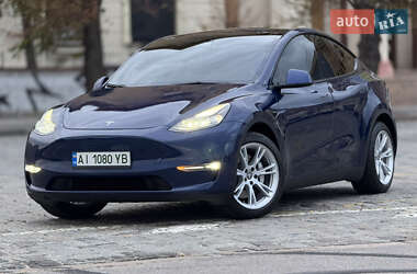 Tesla Model Y 2021