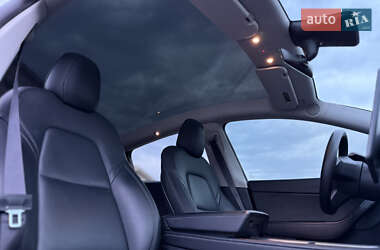 Внедорожник / Кроссовер Tesla Model Y 2021 в 