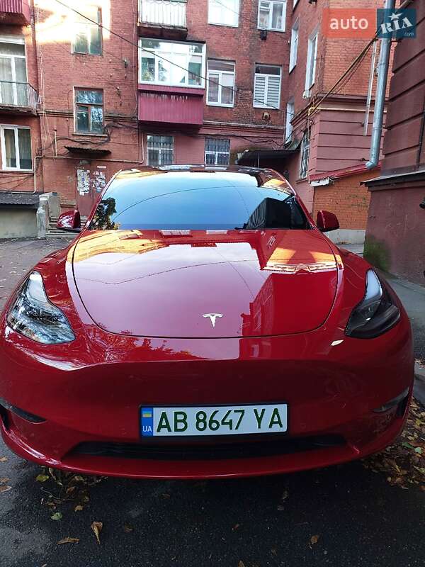 Tesla Model Y 2022