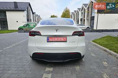 Позашляховик / Кросовер Tesla Model Y 2023 в 