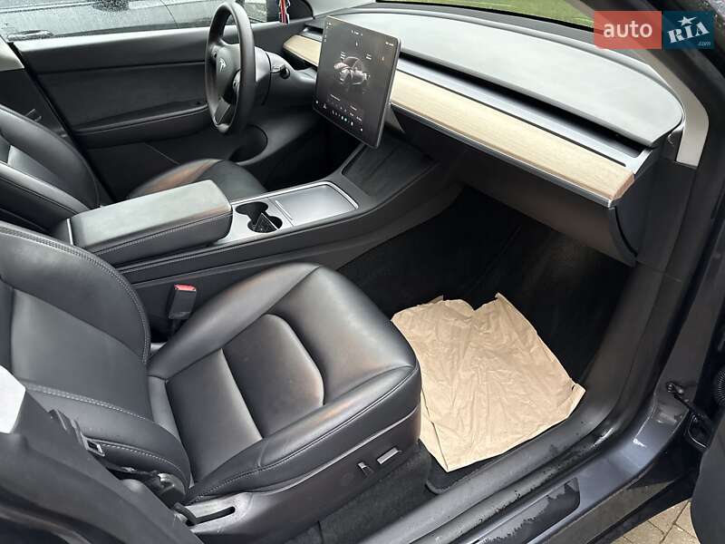 Внедорожник / Кроссовер Tesla Model Y 2022 в Львове