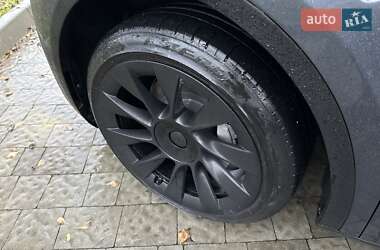 Позашляховик / Кросовер Tesla Model Y 2022 в 