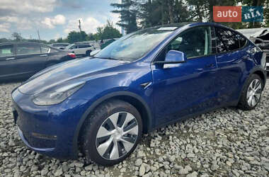 Tesla Model Y 2021