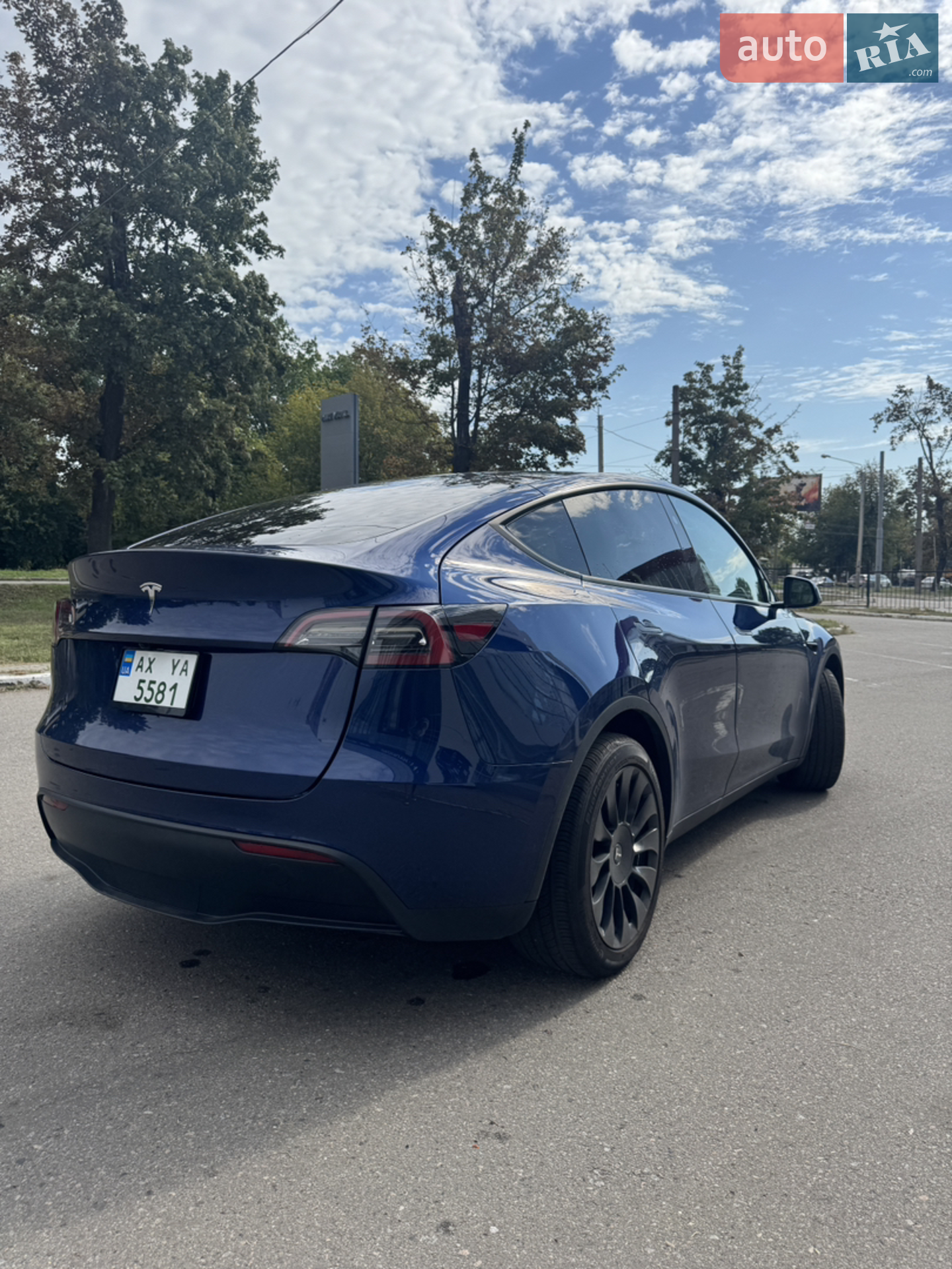 2023 Tesla Model Y - мініатюра 4