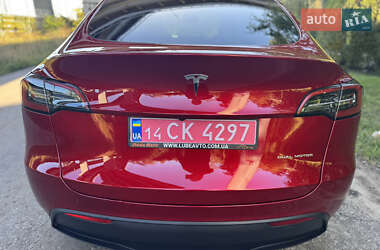 Внедорожник / Кроссовер Tesla Model Y 2024 в 