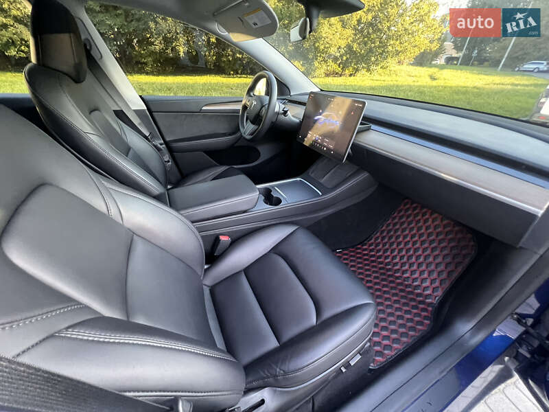 Позашляховик / Кросовер Tesla Model Y 2023 в Львові