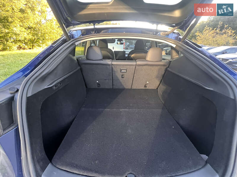 Позашляховик / Кросовер Tesla Model Y 2023 в Львові