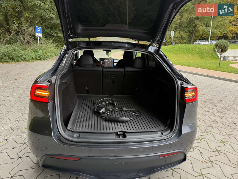 Внедорожник / Кроссовер Tesla Model Y 2023 в Тернополе фото 15 Внедорожник / Кроссовер Tesla Model Y 2023 в Тернополе