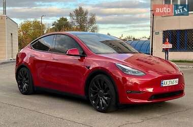 Внедорожник / Кроссовер Tesla Model Y 2023 в 