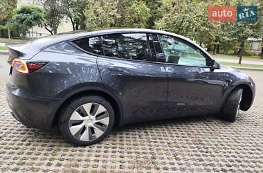 Внедорожник / Кроссовер Tesla Model Y 2024 в 