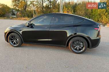 Внедорожник / Кроссовер Tesla Model Y 2024 в 
