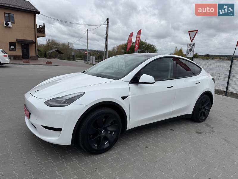 Позашляховик / Кросовер Tesla Model Y 2024 в Ірпені