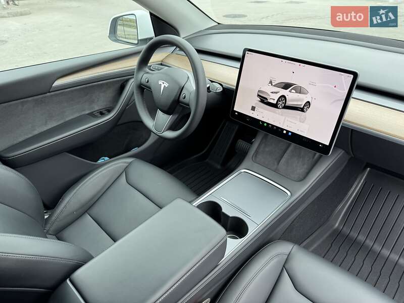 Позашляховик / Кросовер Tesla Model Y 2024 в Ірпені