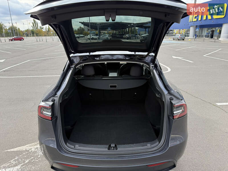 Внедорожник / Кроссовер Tesla Model Y 2023 в 